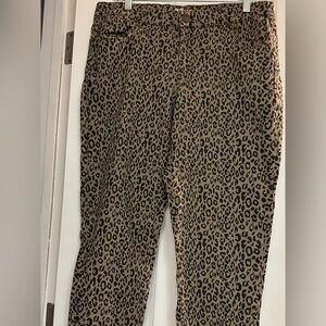 Leopard print skinny jeans
